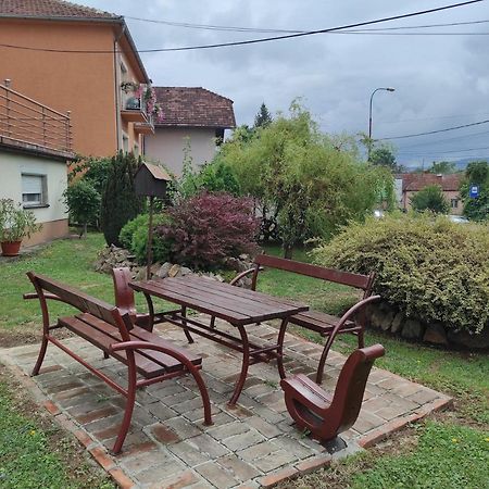 Apartment Flora Aranđelovac Exterior foto